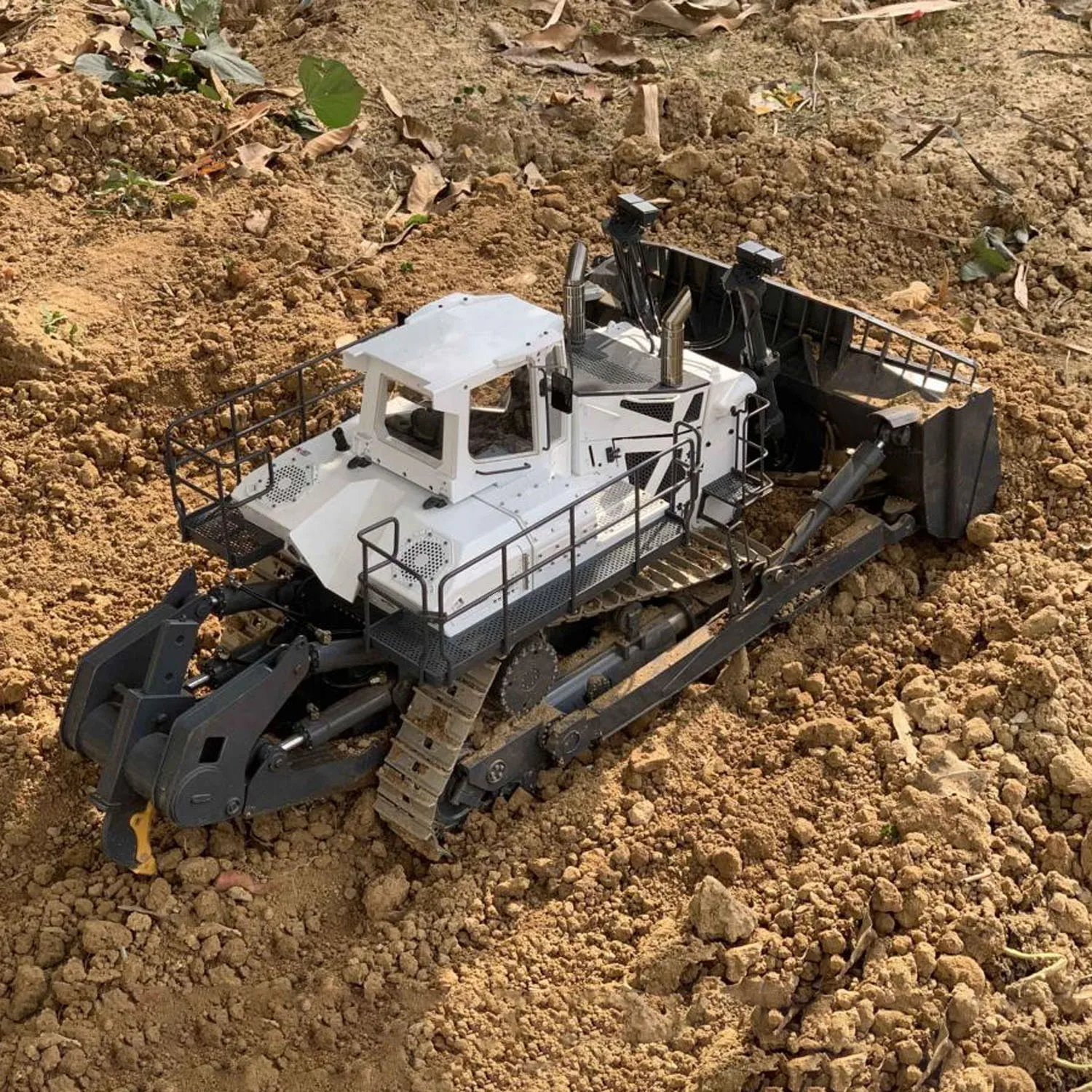 Metal 1/14 Remote Control Hydraulic Bulldozer VAY776 RC Dozer Construction Vehicle 5CH Valve Flysky Radio Battery Light Sound