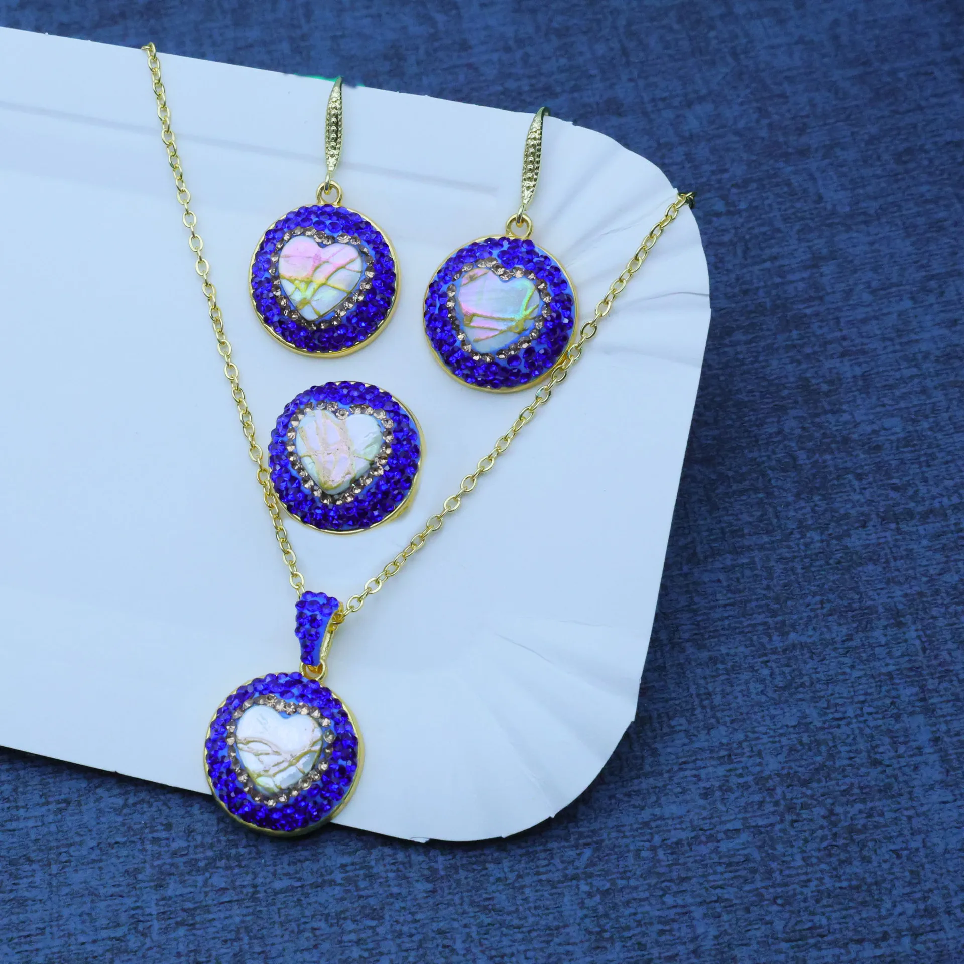 DIY accessories Cross-border natural shell carving high-end love DIY handmade design light luxury three-piece set women's jewelr