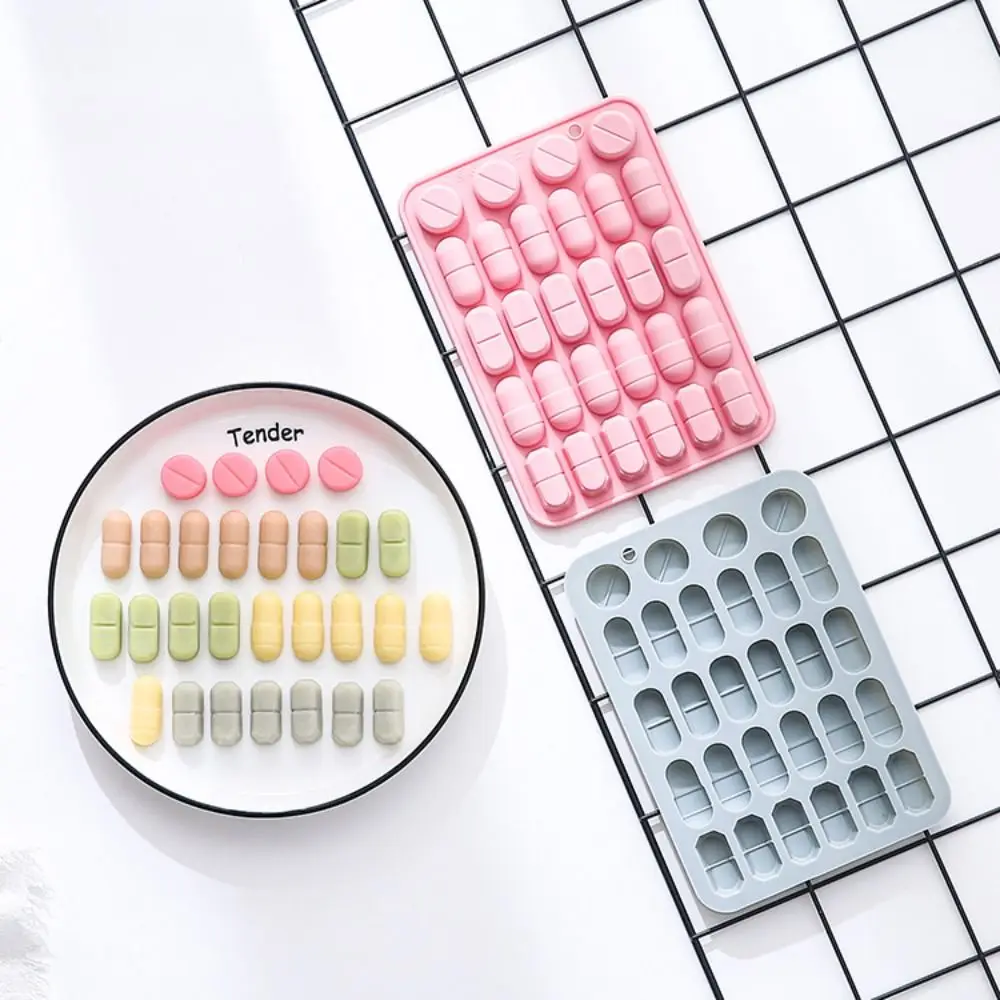 

New Silicone Capsule Shaped Mold Reusable Flexible Pill Mold Tray 28 Cavity Design Pill Mold for Gummy Making