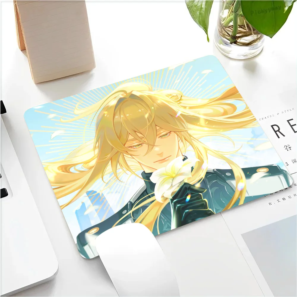 Luocha Honkai Star Rail Mousepad Small LockEdge Mouse Pad For Gamers Computer Desk Pad Anti-slip Rubber