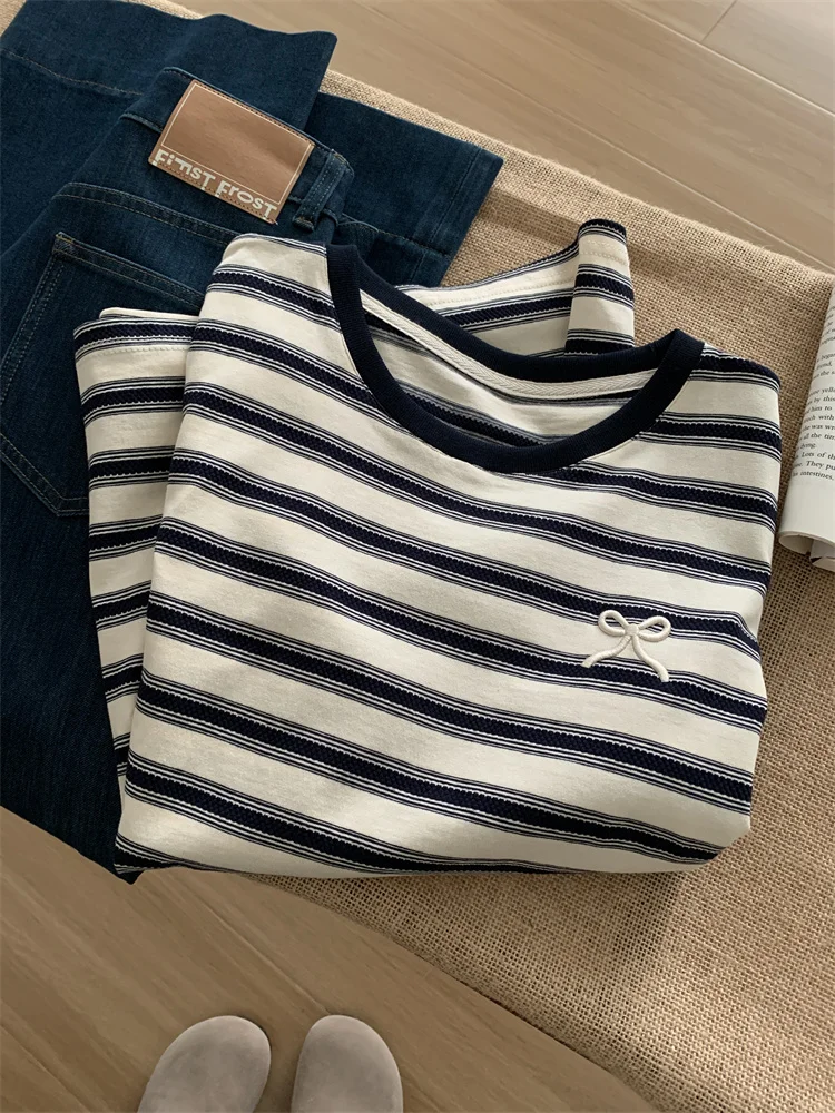 

Bow Knot Jacquard Embroidered Striped T-Shirt Women, Loose Casual, Slimming Round Neck Cotton Short Sleeved Top