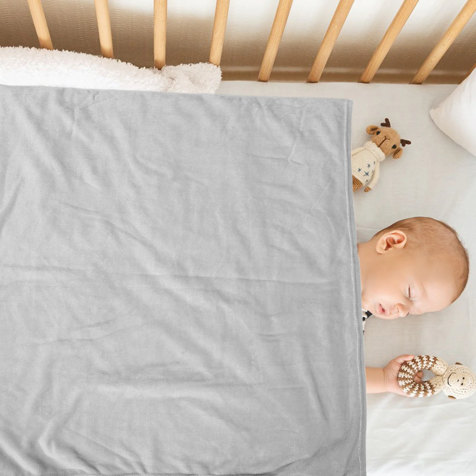 

Lightweight Large Coral Fleece Blanket Soft Warm Throw Blanket for Bed Couch Home Bedroom Cozy Thermal Comforter