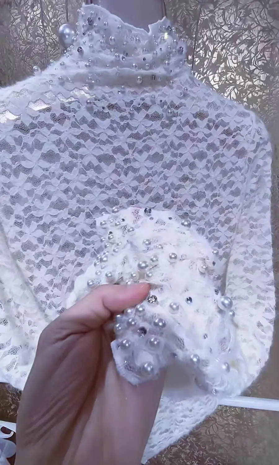 Pears Beaded Stitch Lace Embroidery Shirts and Blouses Women\'s Thin Off White Lace Bottoming Top Blusas Woman Clothes