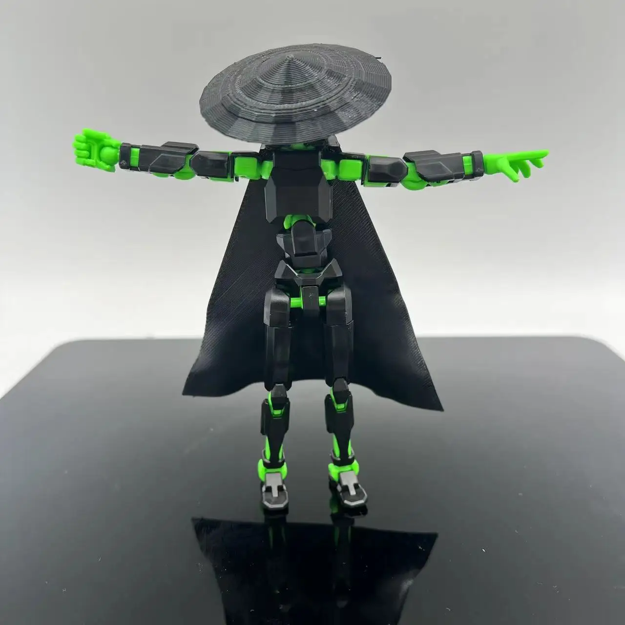 Swordsman Builds A Multi-articular Action Figure 3d Printed Handsome Model