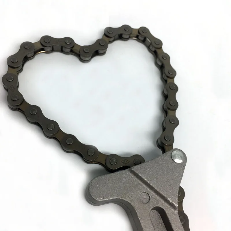 1Pc Universal Adjustable Chain Oil Filter Wrench Fuel Filter Remover Tool Torque Grip Spanner Plier for Car Automotive Engine Maintenance