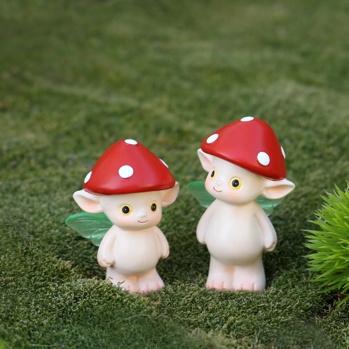 2 Colorful Mushroom Sprites, Fluorescent Wings, Garden Bonsai Sculptures, Carefully Prepared Gifts