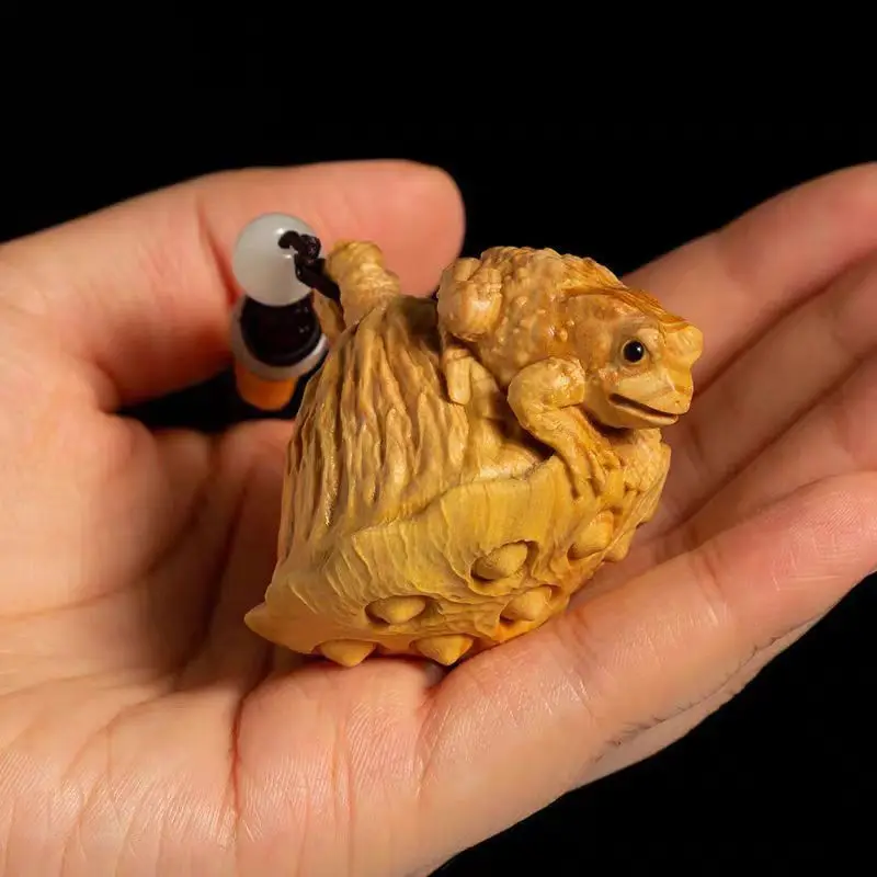 Exquisite chinese old boxwood hand carved lotus frog statue figure collectable