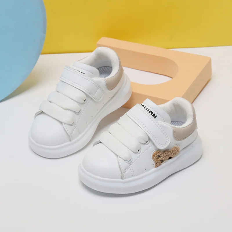 New Sping/Autumn Baby Shoes Leather Toddler Boys Girls Sneakers Cute Bear Soft Sole White Tennis Fashion Little Kids Shoes