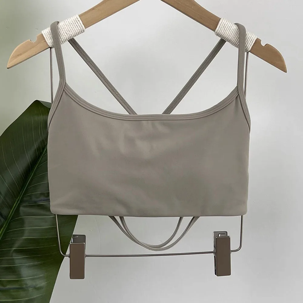 เสื้อชั้นในกีฬาแบบไขว้หลังสำหรับผู้หญิง ซับแรงกระแทก กระชับ เซ็กซี่ เหมาะสำหรับออกกำลังกาย วิ่ง โยคะ ใส่สบายสำหรับฤดูร้อนและกิจกรรมกลางแจ้ง