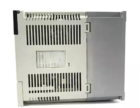 MR-J2S-200A محرك سيرفو يعمل بالتيار المتردد عالي الأداء يمكن الاعتماد عليه للتحكم الدقيق في الحركة في تطبيقات الأتمتة الصناعية