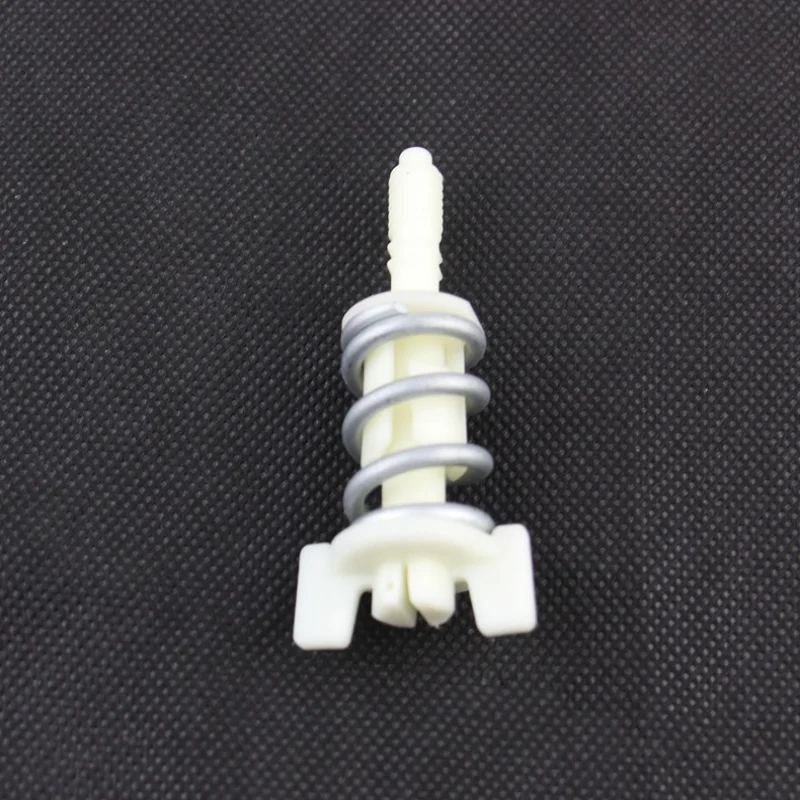 

1Pcs For Magotan/Sagitar/Lavida/Tiguan/Santana/Polo/Golf /Lamando/CC Rear Light Fixing Screw Clip Automobiles Parts Accessories