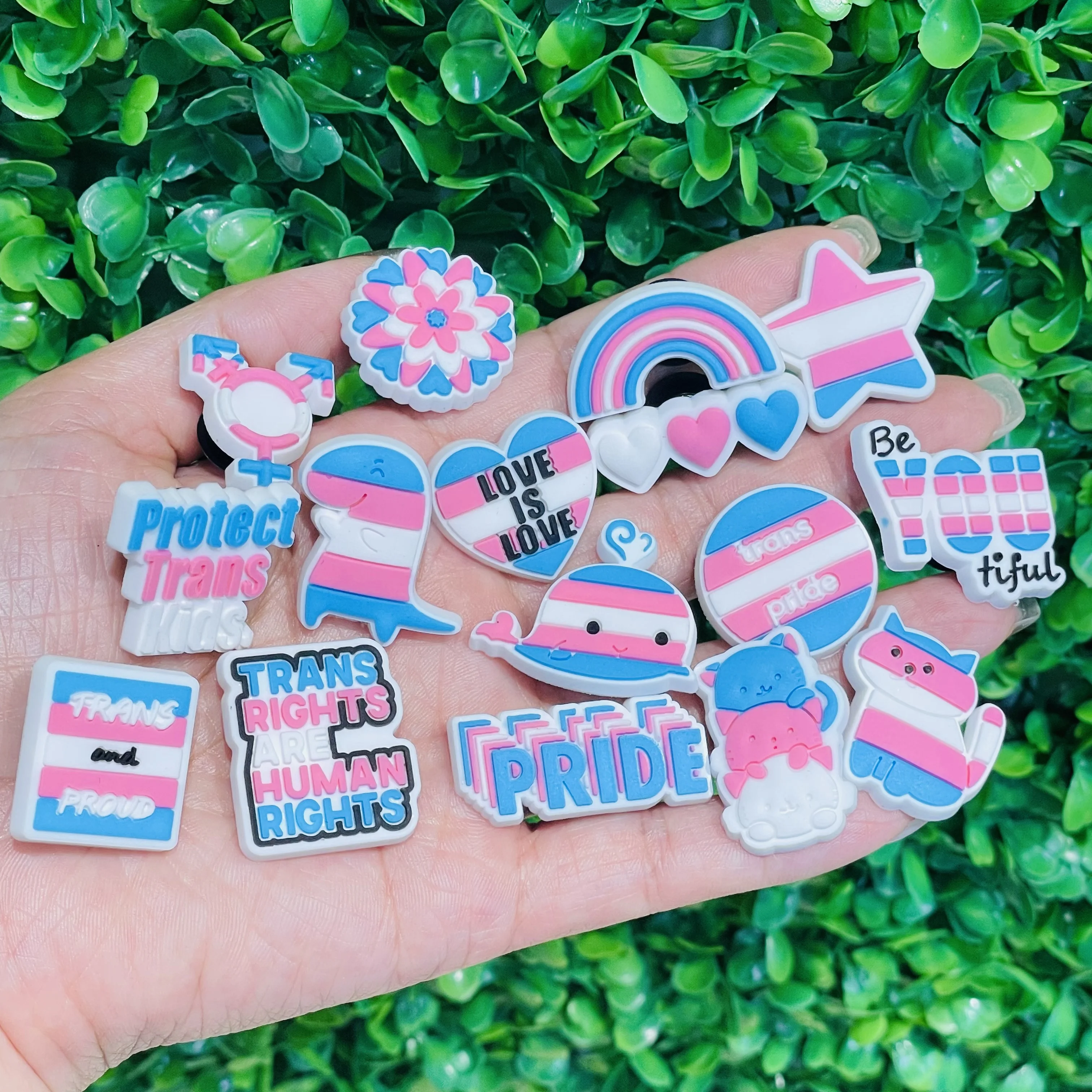 1-16Pcs Rainbow Pride Cat Star PVC Shoes Accessories Woman Man Trans Rights Garden Sandals Buckle Decorations DIY Backpack