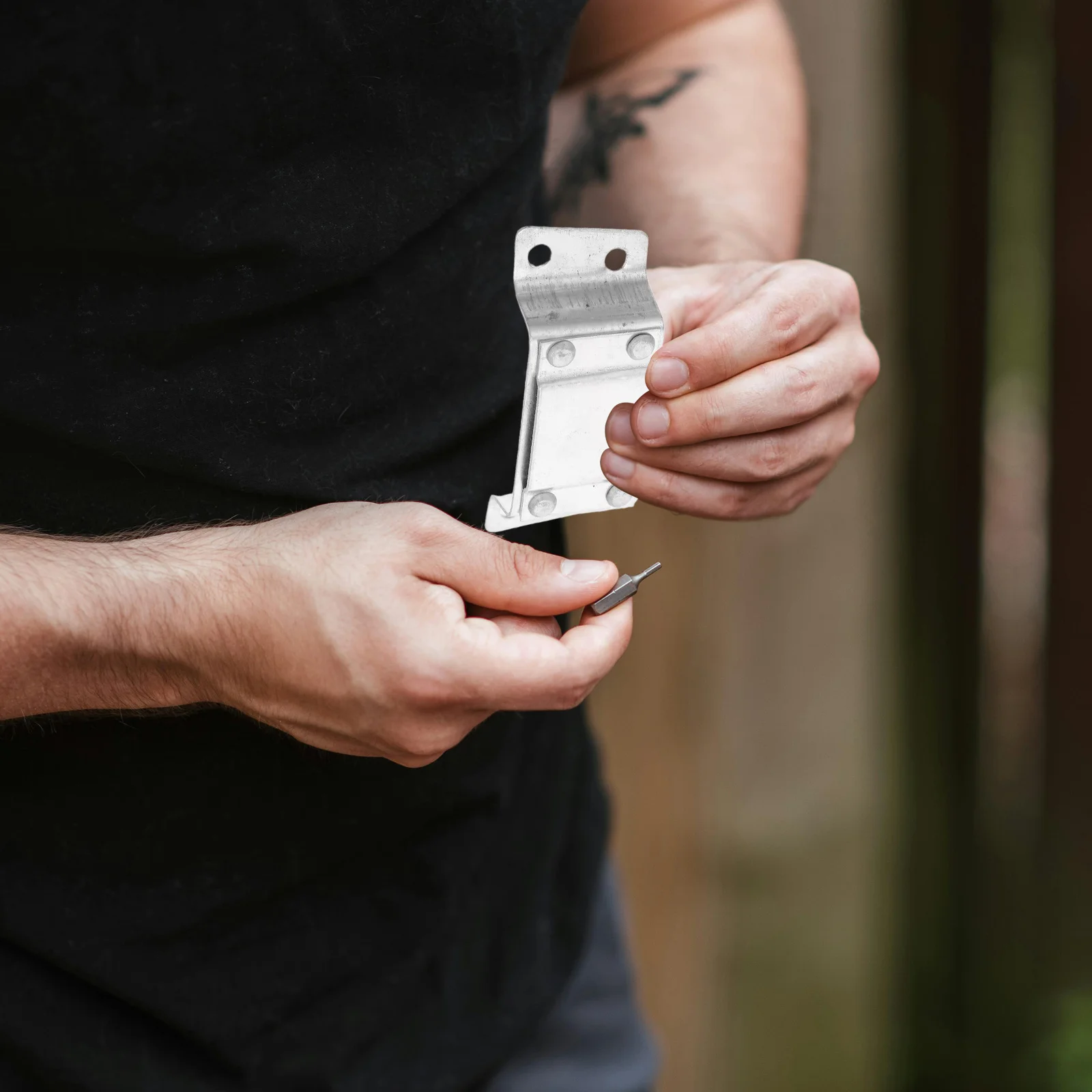 

1Set Hard Hat Accessories Headlamp Mount Bracket Clip Connectors Secure Lamp Bracket Holder for Mining Tasks LED