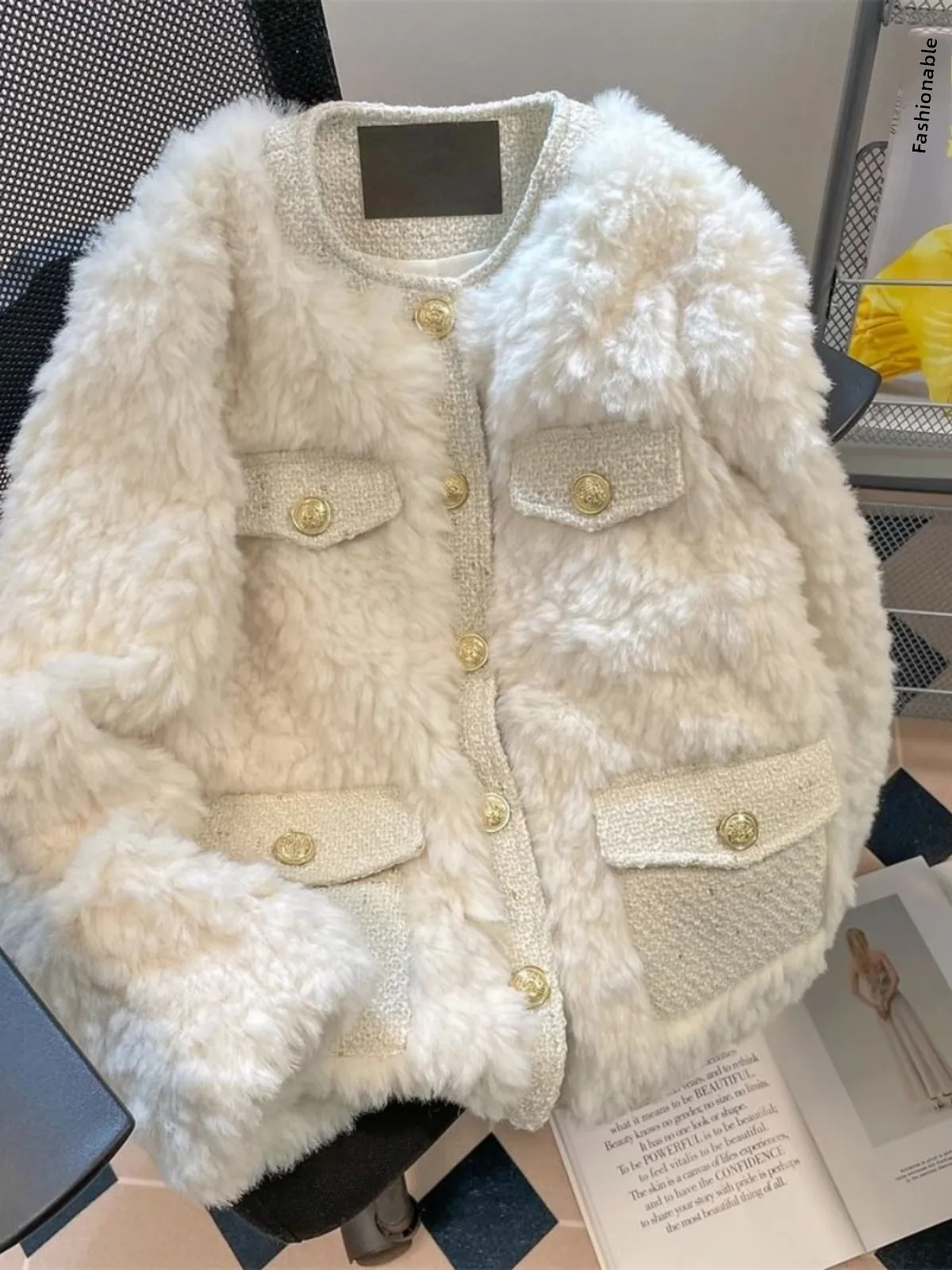 ملابس خارجية نسائية من فراء الخروف Thiened Sweet ort Sle مستديرة Ne فريدة من نوعها للخريف والشتاء الدافئ اللطيف