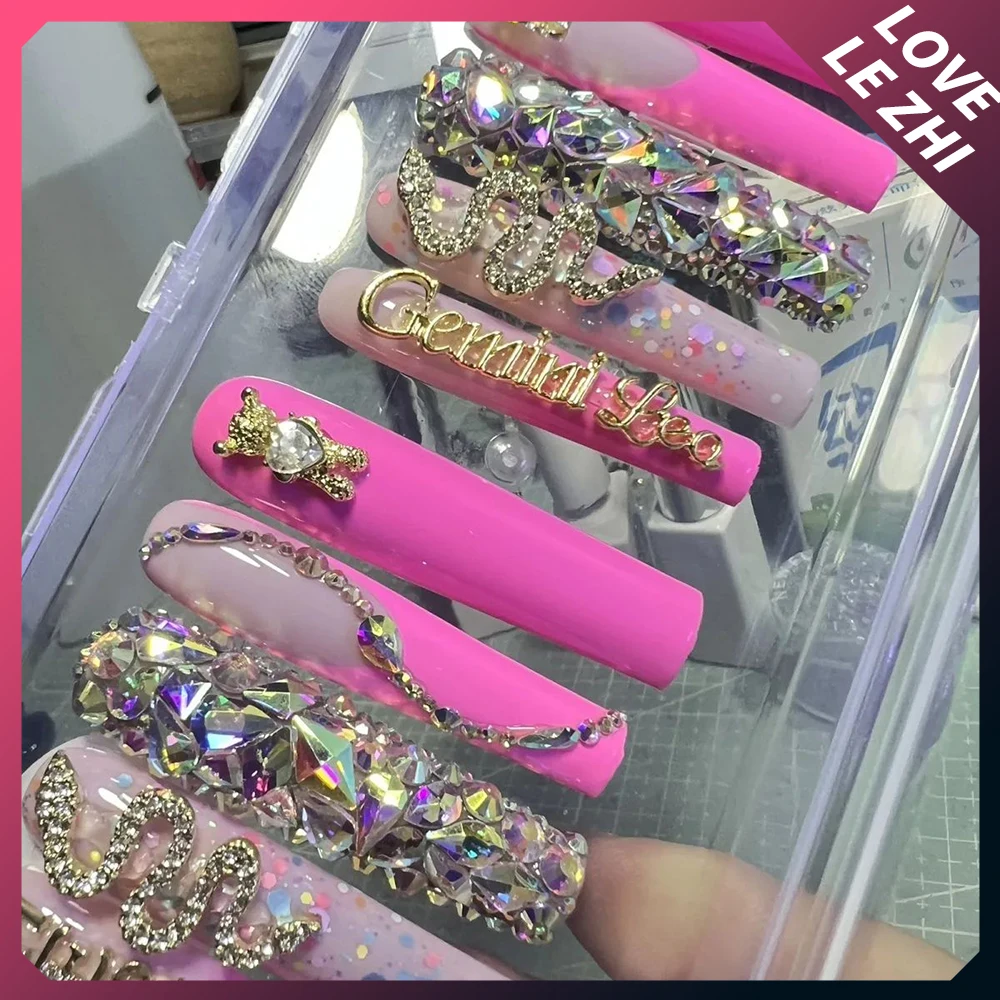 Handmade Hot Sale Xxl 3D Colourful Rhinestone Press On Nails Long Coffin Short Square Stiletto Cute Animal Design Fake Nails