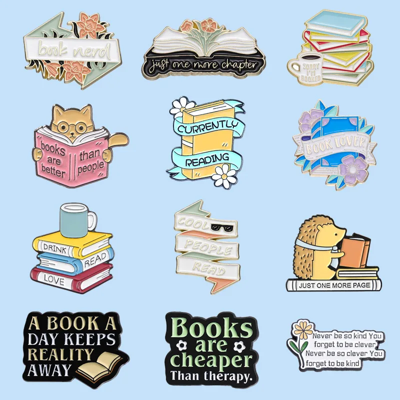 English Brooch Cartoon Magic Book Kitten Metal Badge Small Accessories Wholesale Decorative Brooches Cap Pins for Clothes Lapel