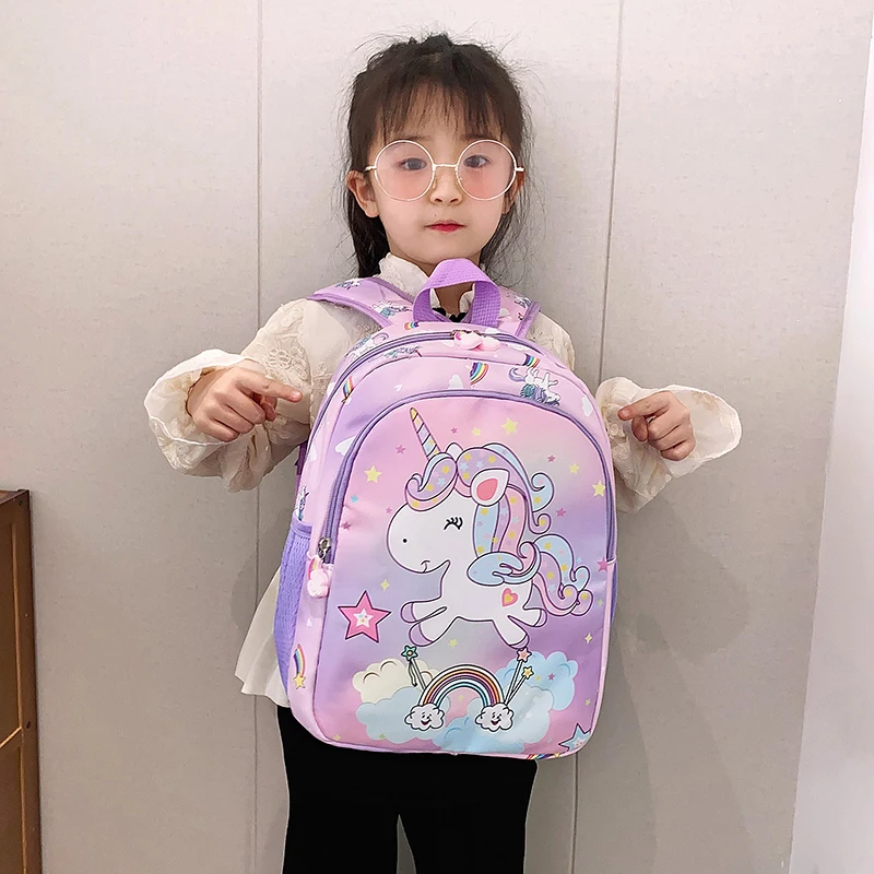 A girl\'s super pretty unicorn decorative pattern fashion trend children\'s backpack suitable for school and everyday use