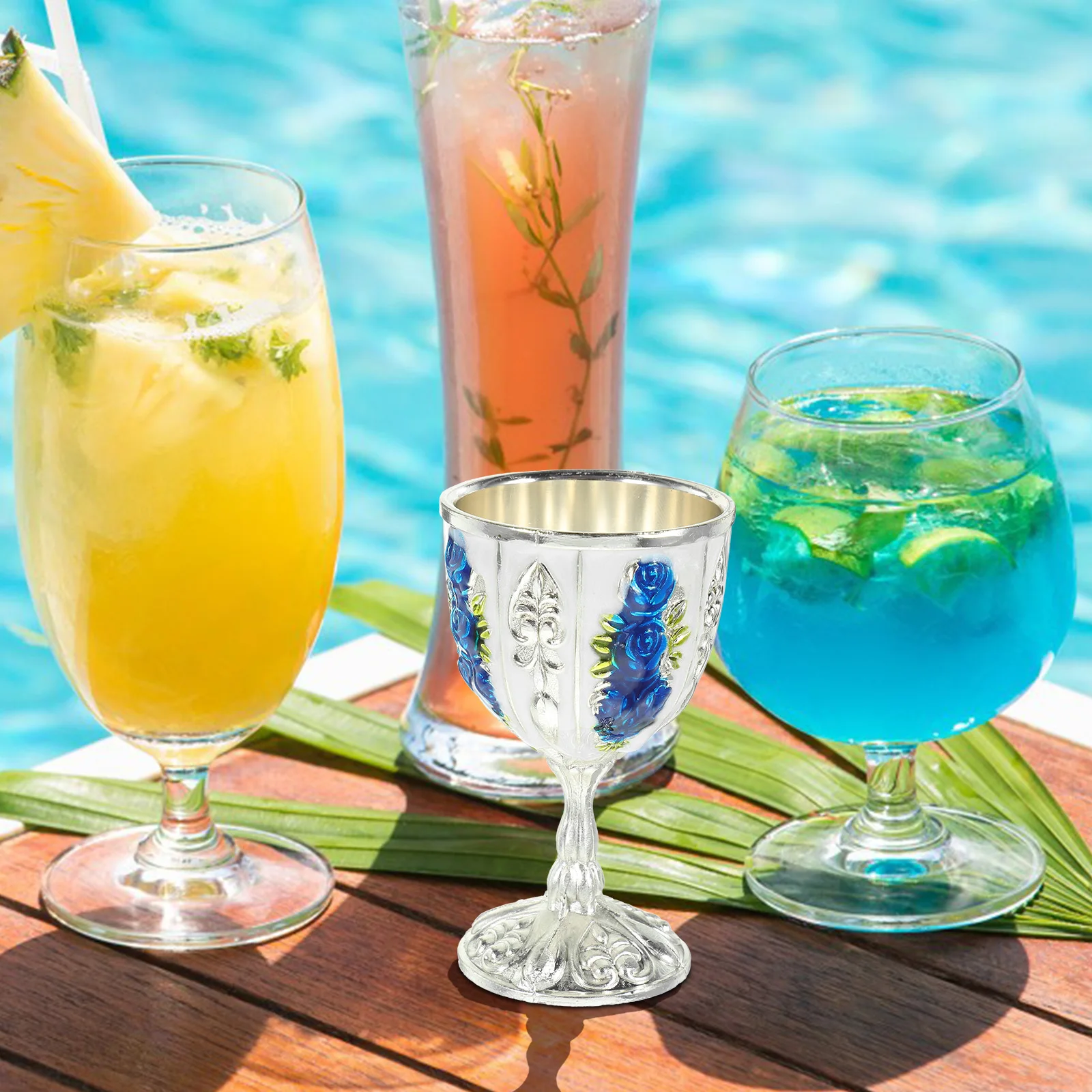 

Premium Quality Mini Wine Cup Metal Small Tea Cup with Fashionable Pattern Retro Style Glass for Party Home Decoration Use