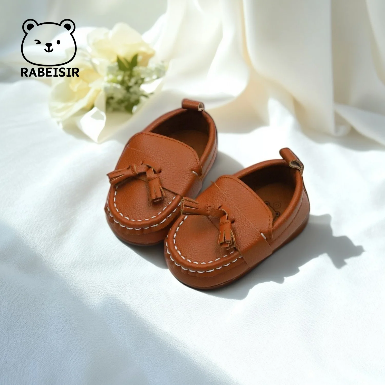 

Baby retro small leather shoes, baby toddler shoes, soft soles, non-slip 0-6-12-18 months girls' loafers.