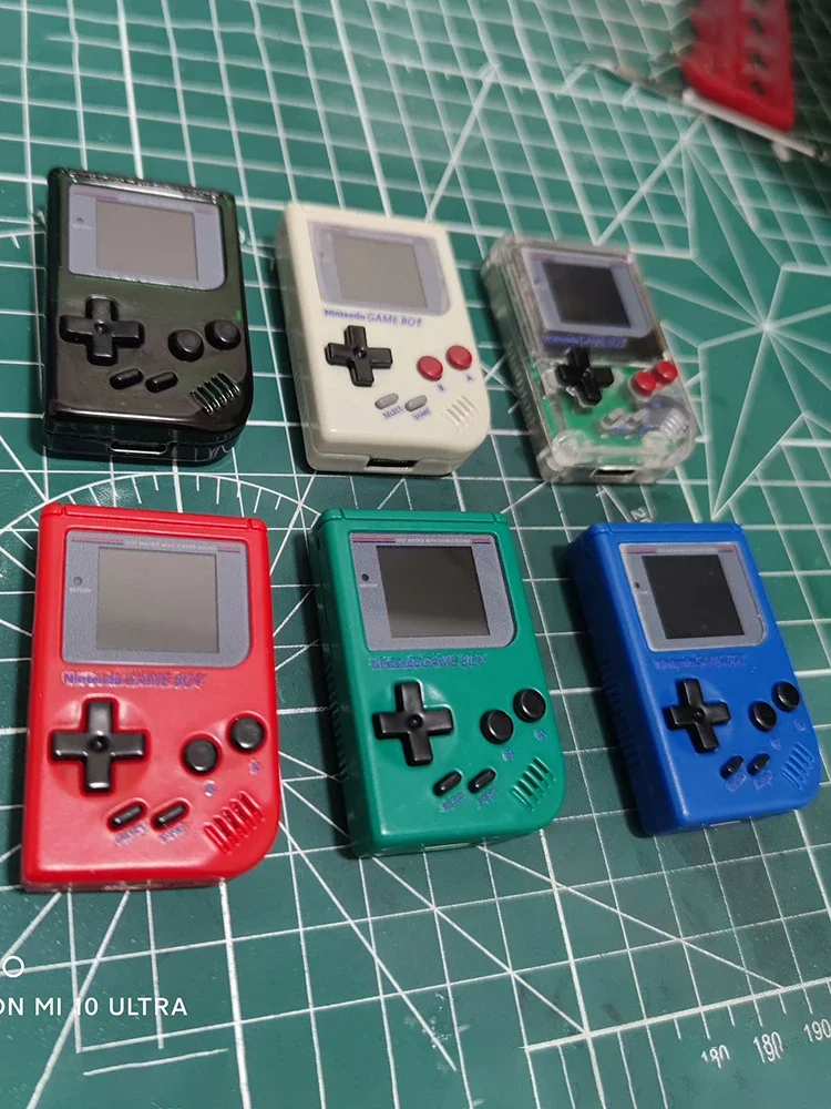 Mini GB Handheld-Spielekonsole, klassisches nostalgisches tragbares Spiel, benutzerdefinierte TF-Karte, 100+ Spiel für Gameboy-Spiele,