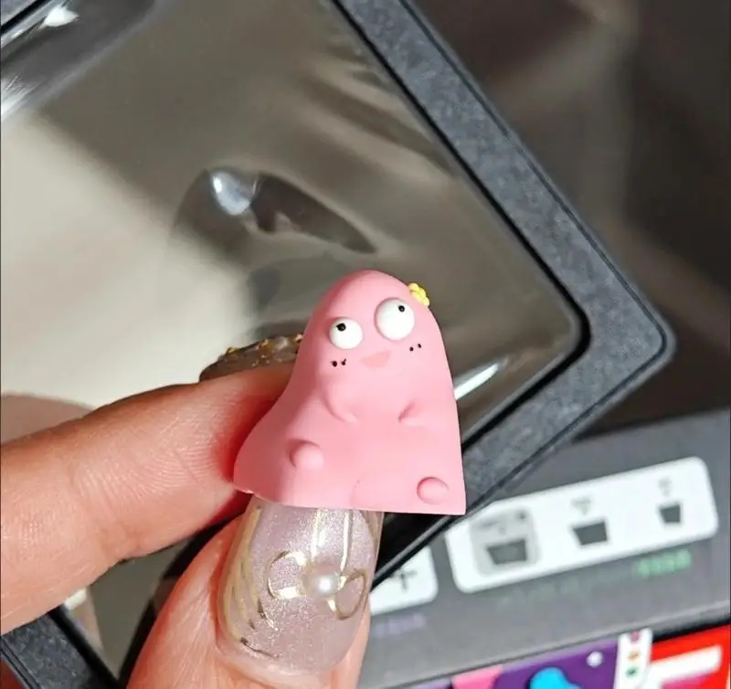 

R53C Playful Resin ESC Keycap With Whimsical Ugly Figure For Gamers And Typists