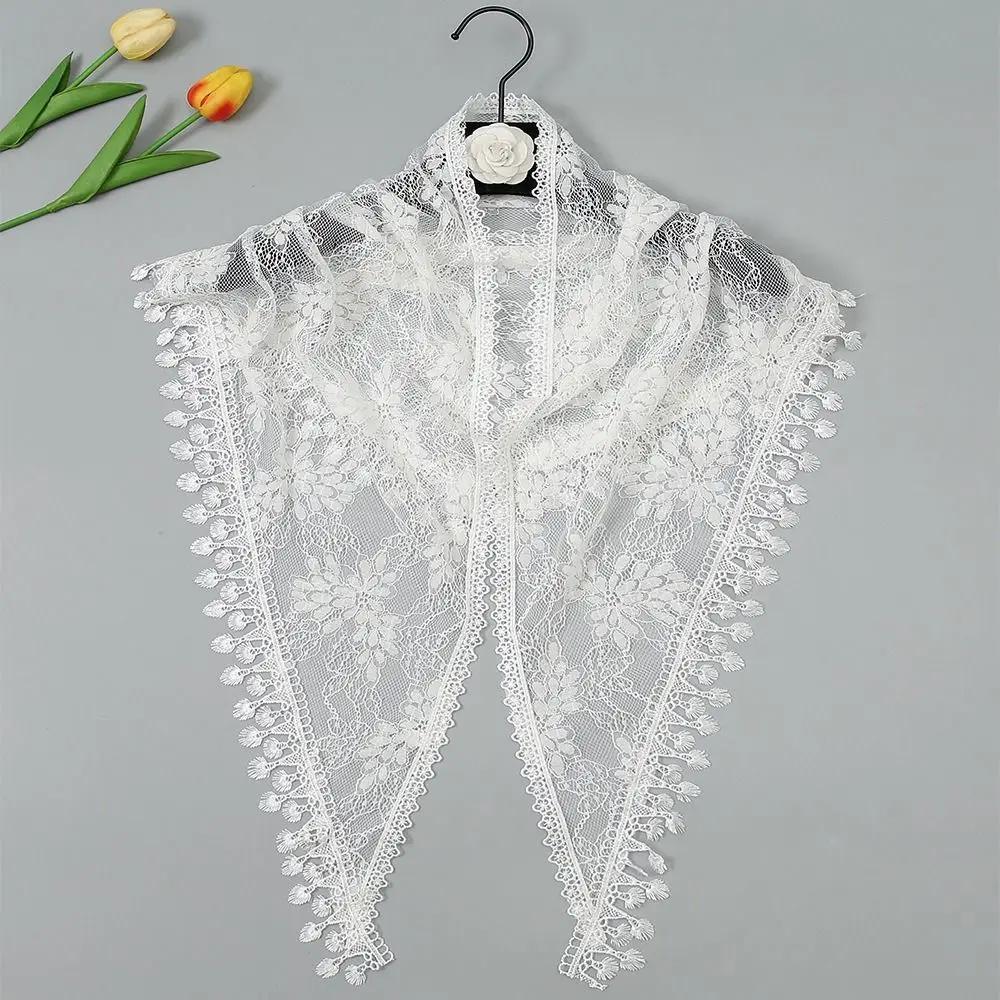 

Fashion Vintage Lace Flower Hair Scarf Shawl Thin Chic Style Sweet Headscarf Shawl Bohemian Cute Triangle Head Scarf Photography
