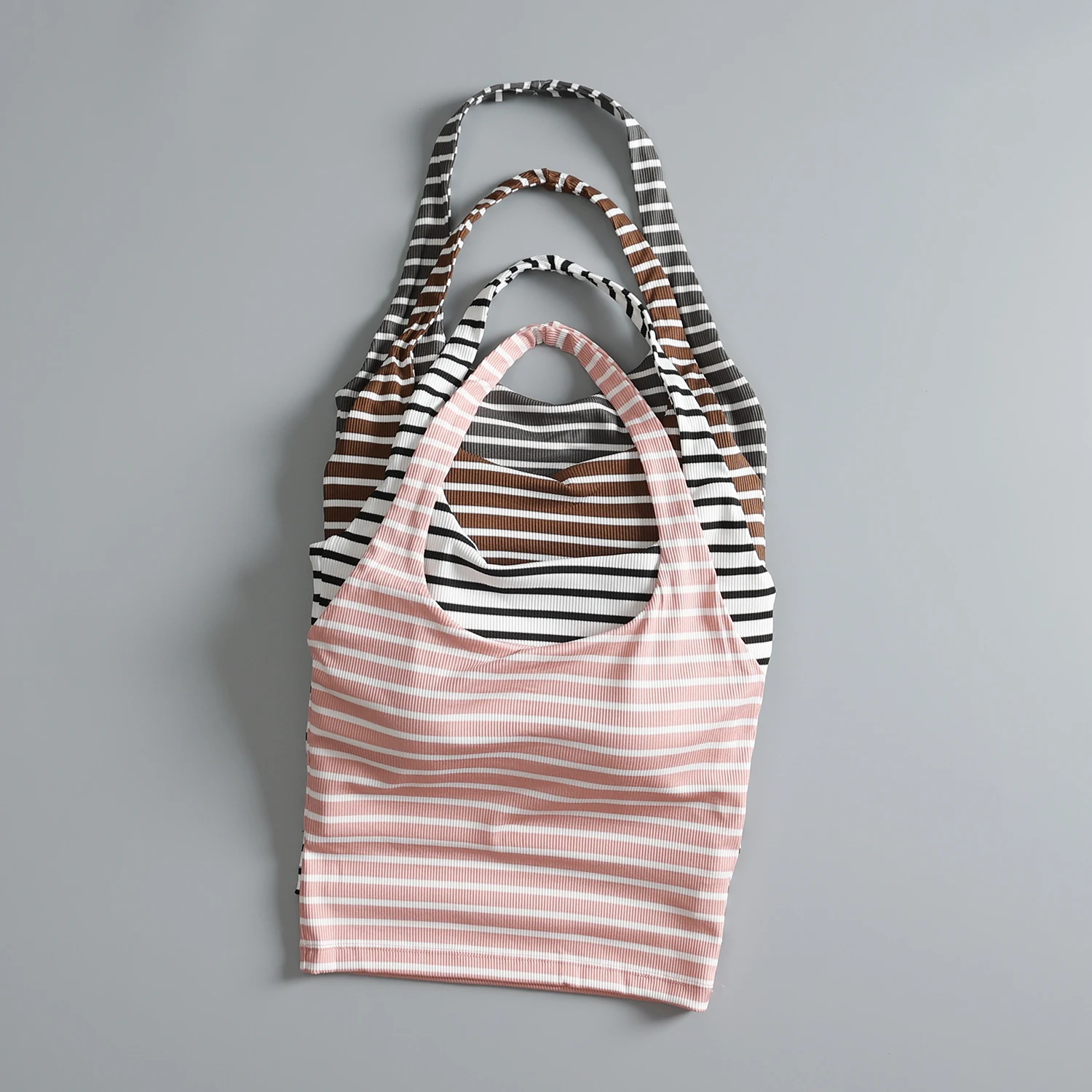 One-Piece Neck Hanging Sports Bra Women Summer Running Exercise Gathered Underwear Quick Dry Yoga Fitness Vest Beautiful Back