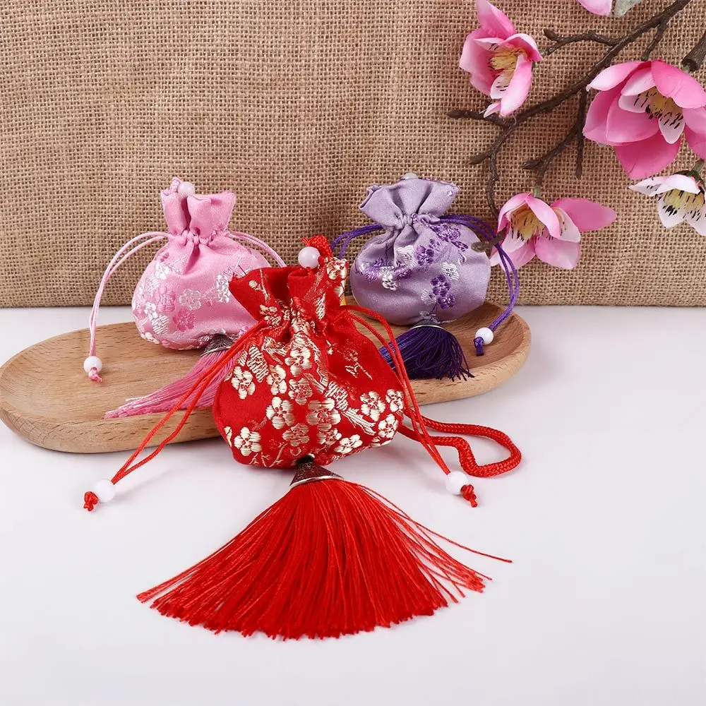 Plum Flower Pattern Graduation Gift Brocade Chinese Style Sachet Jewelry Storage Bag Dragon Boat Festival Bag Women Sachet