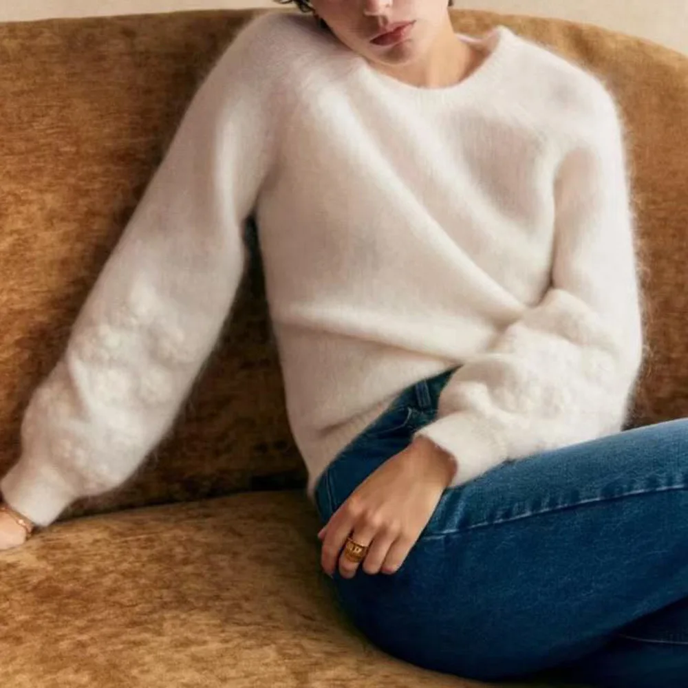 

Loose Casual Long Sve round Ne Knitted Sweater Women's Faion Fce Thiened 3D Flower Pattern Slimming Top