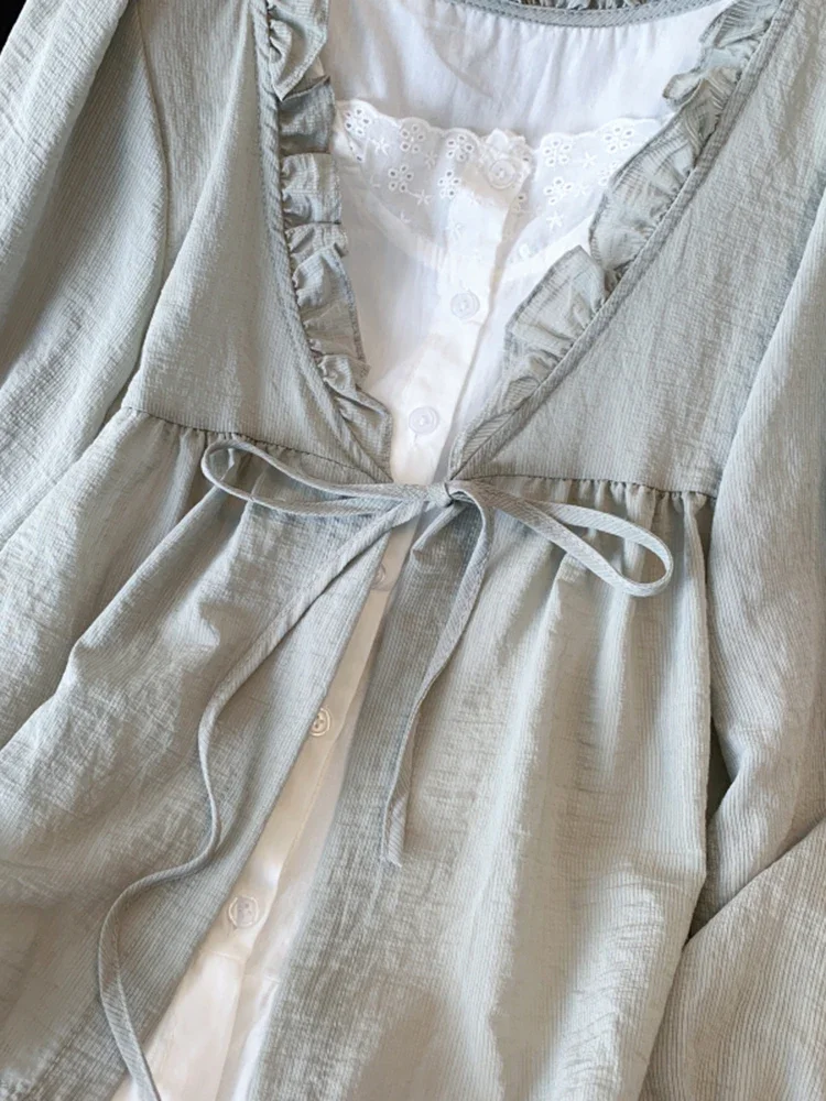 Korean Casual Sweet Fungus Lace Collar Women's Shirt Top Autumn New Women Fashion Fake Two-Piece Lace Up Long Sleeved Shirt