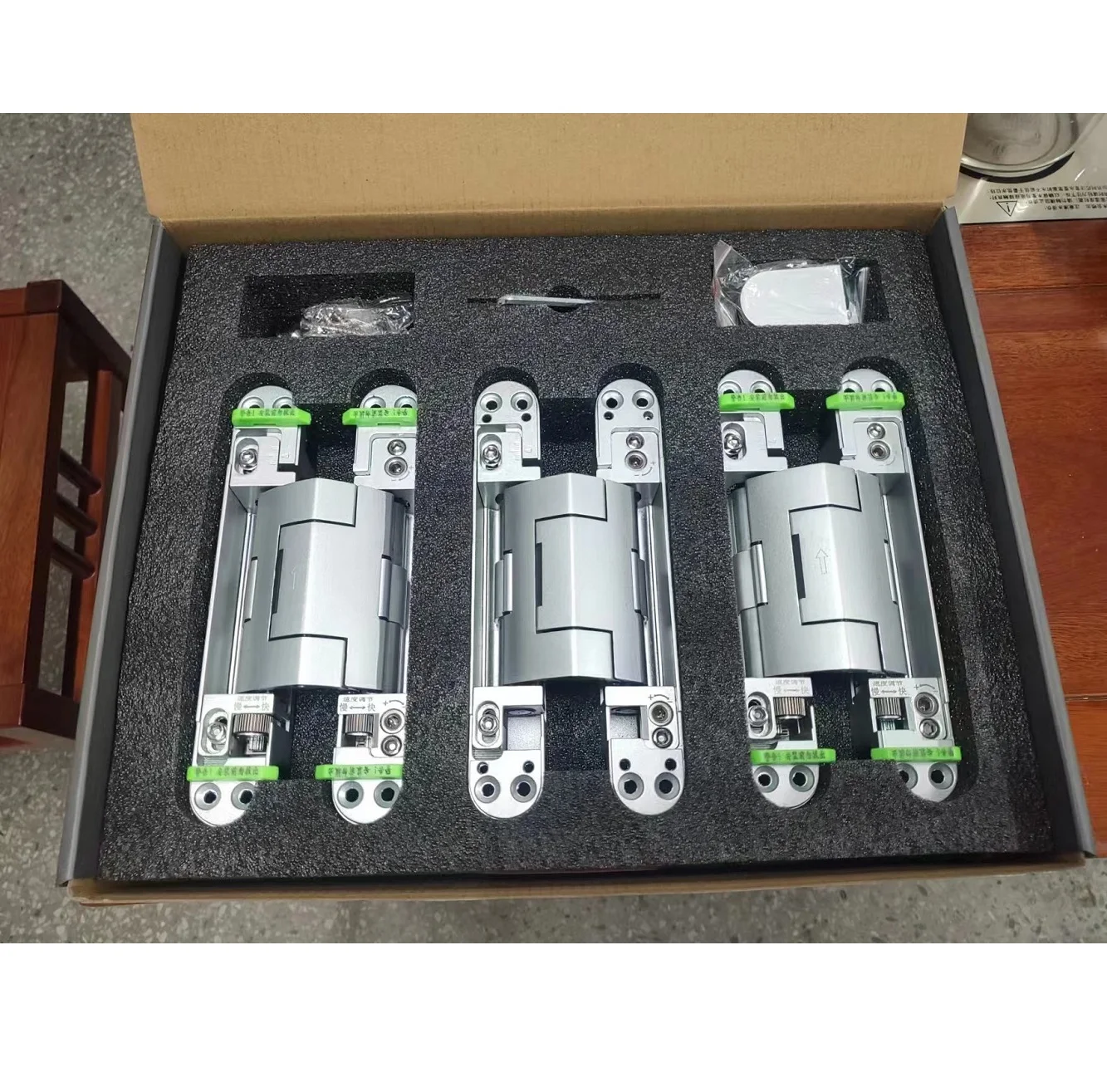 

Silent Close Hydraulic Adjustable Hinge Invisible Mounting Folding Automatic Door Closing Device Furniture Fittings