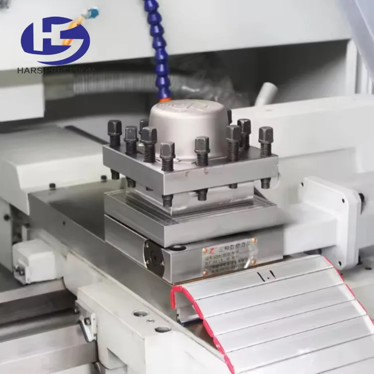 Ck6132 سعر جديد الصين للمعادن تحول السرير المسطح الأفقي مخرطة CNC Hine