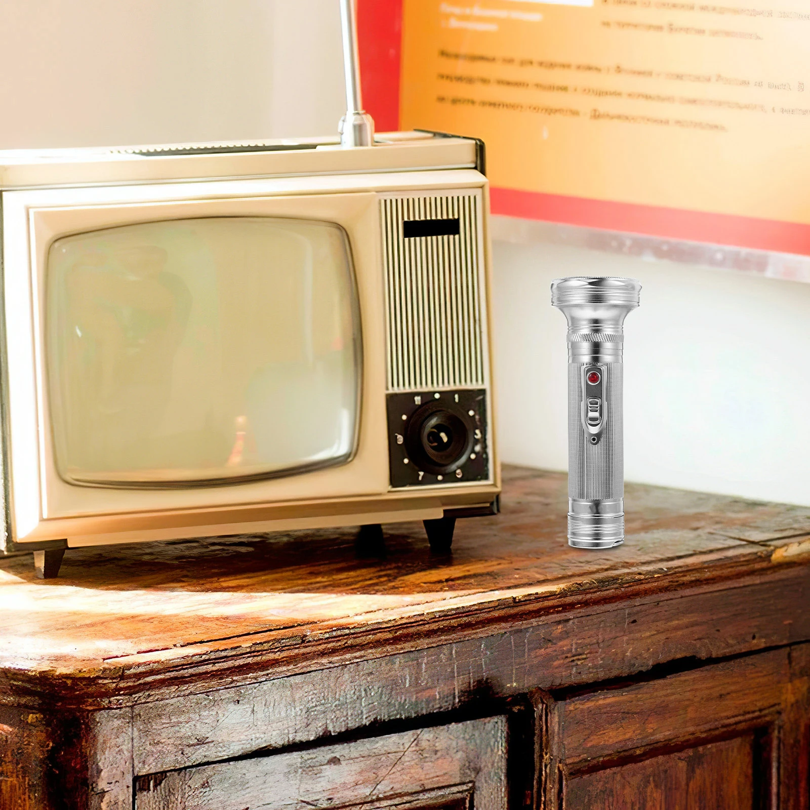 

1pc Retro Old-fashioned Flashlight Vintage 70s Aluminum Night Torch Rural Home Decor Searchlight Portable Lighting