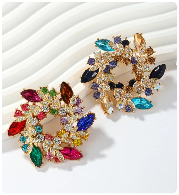 Christmas series cute brooch high-end feminine charm brooch romantic decoration