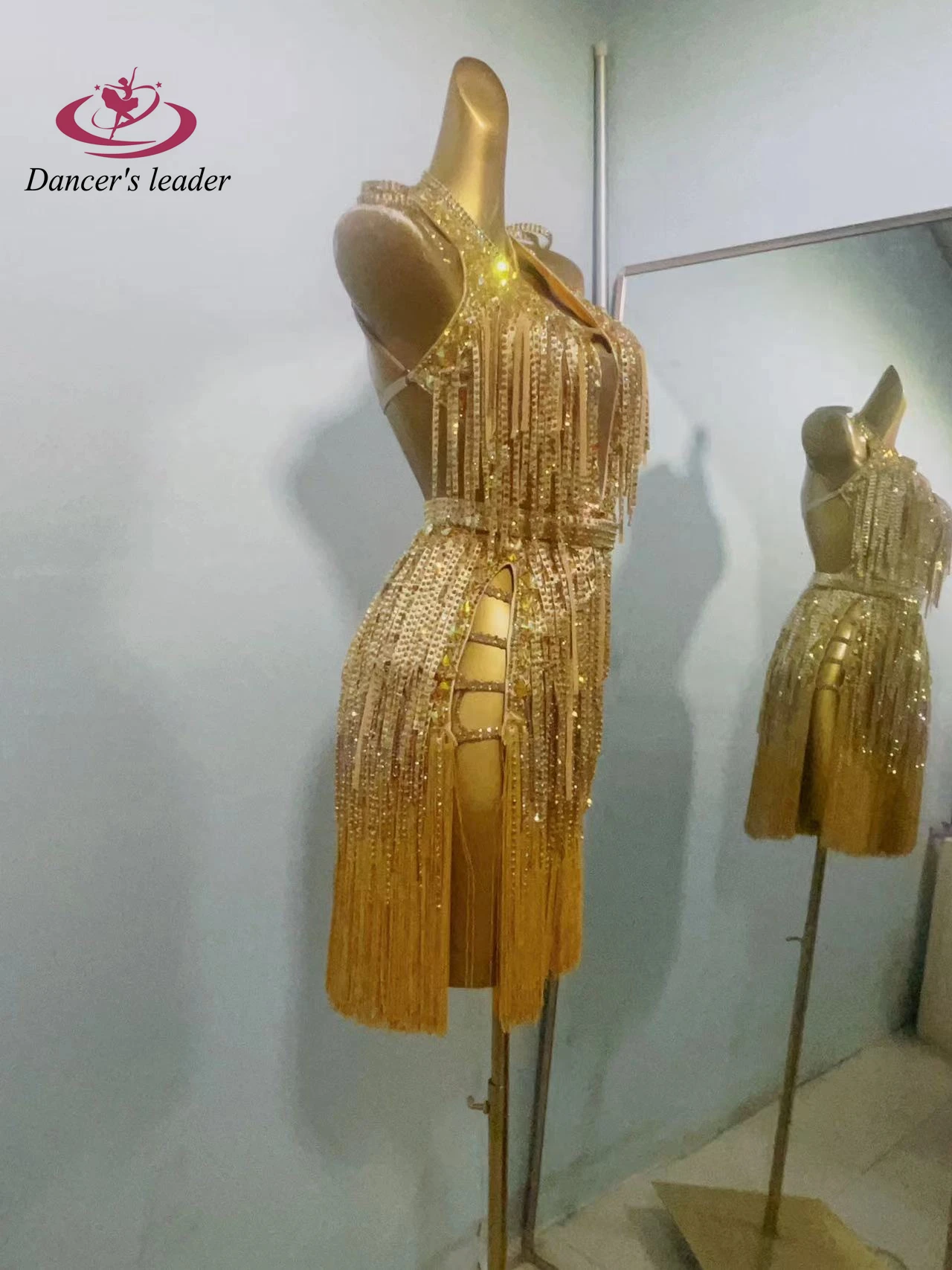 Lateinischer Tanzwettbewerb Damen High-End Custom Golden Diamond Strip Quaste Abendkleid Samba Performance Strasskleid