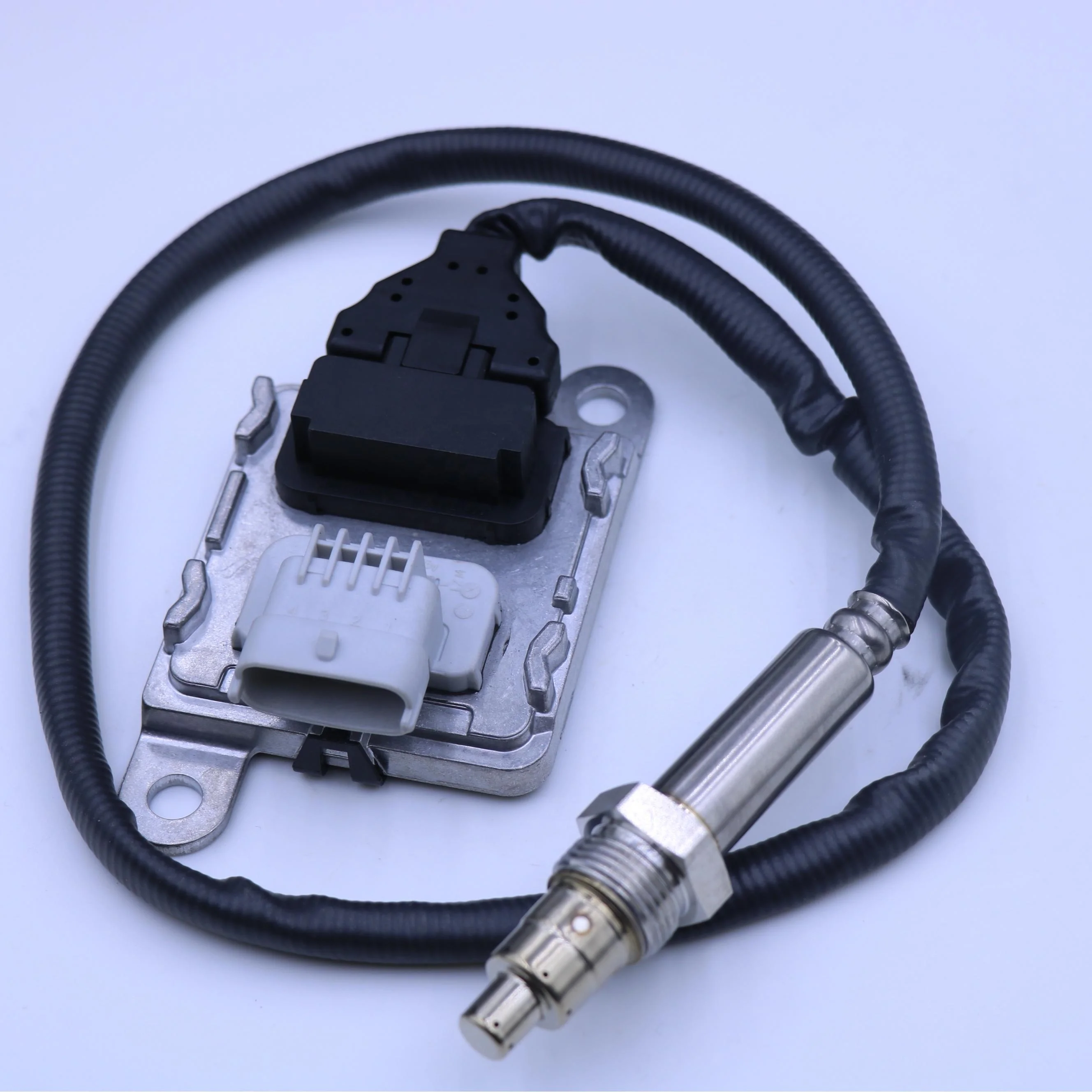 

Premium Grade 68307226AA 68307226AB 68307226AC Nitrogen Oxide Sensor, Suitable ForDodge Ram 2500 3500，with A One-year Warranty