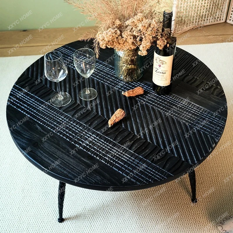 LSolid wood wrought iron carving round black small coffee table living room sofa front bed and breakfast low table side few logs