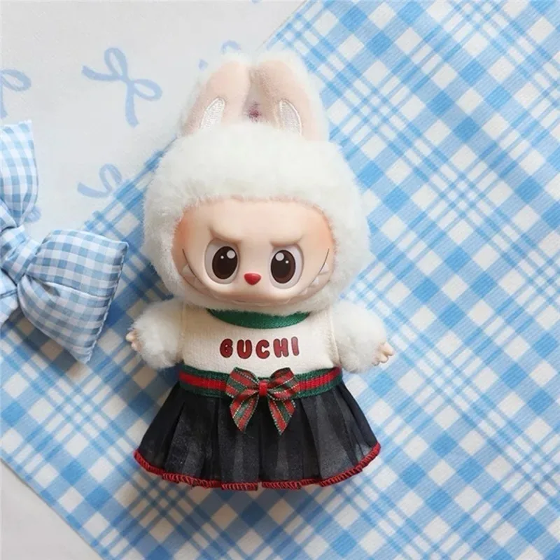 ชุดกระโปรงลายทางสีแดงน้ำเงินสุดหรูสำหรับตุ๊กตา Labubu ขนาด 15-17 ซม. พร้อมรองเท้าหนังแฟชั่น ชุดเสื้อผ้าและเครื่องประดับ