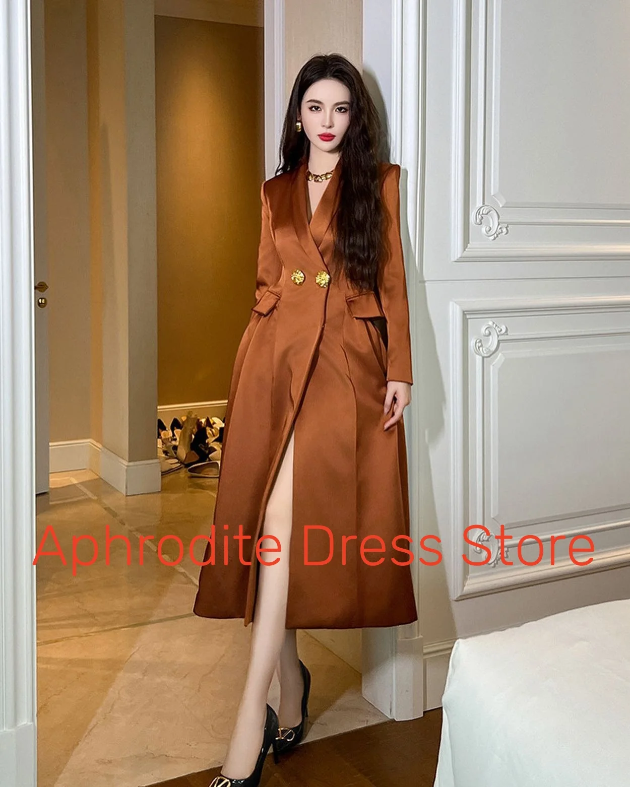 Abiti da sera formali personalizzati con bottoni in raso Temperamento maniche lunghe Abito da cocktail con scollo a V Celebrità su misura G