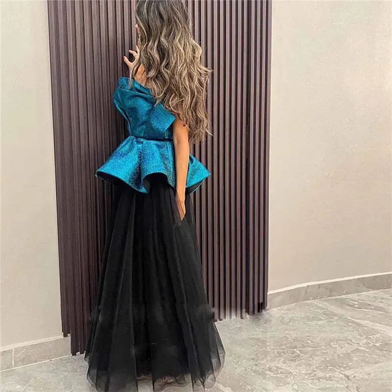 

Fashion Contrast Color Prom Dresses Strapless Blue Tulle Black Formal Gown Ruffles Top Saudi Arabic Women Evening Party Dress