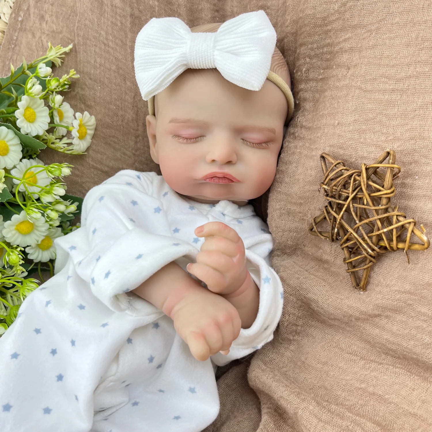 BZDOLL 19-calowa Realistyczna Lalka Reborn Śpiąca Dziecko 48CM z Tkaniną 3D-Imitującą Skórę, Modny Prezent Urodzinowy dla Dziewczynek