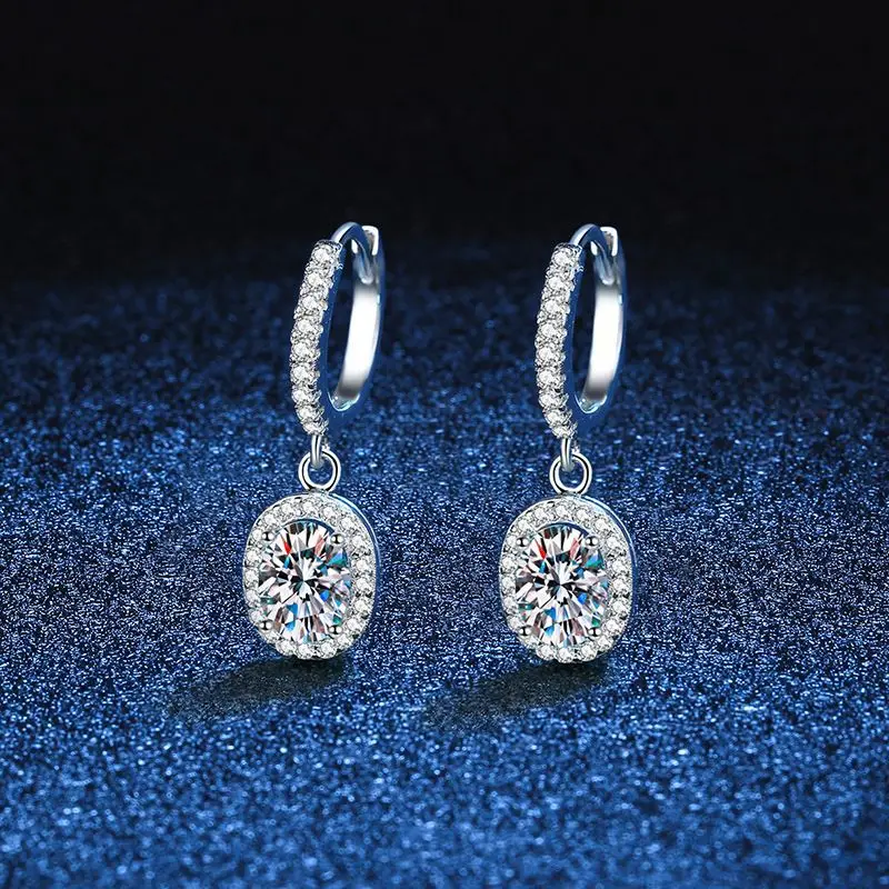 

D color moissanite earrings, light luxury earrings, classic fashion earrings, moissanite earrings, platinum PT950 mark