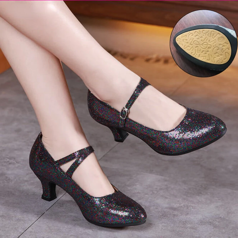 Hot Selling Modern Dance Shoes for Women Women\'s Salsa Ballroom Tango Latin Shoes for Girls Ladies High Heel and Soft Sole Shoe