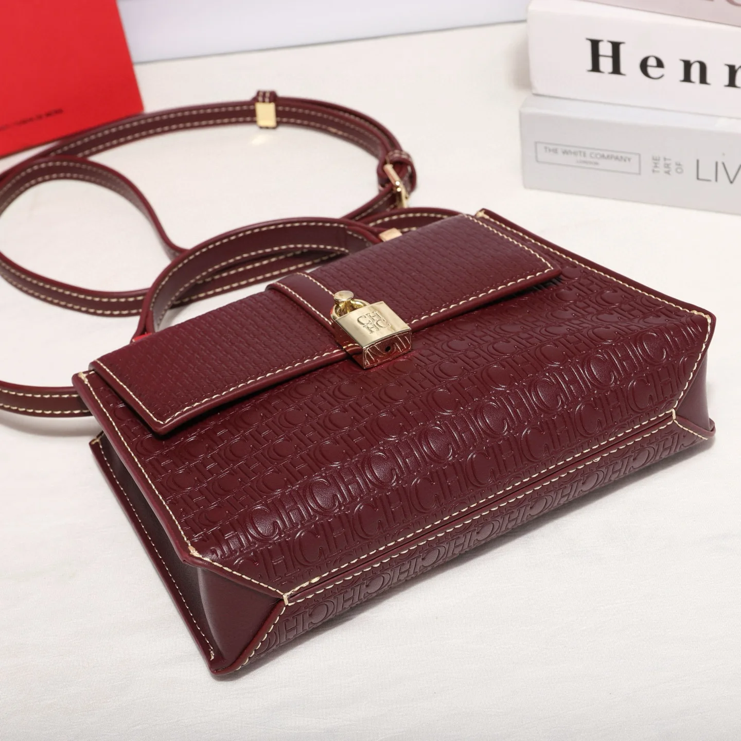 Elegant Embossed Crossbody Bag, Vintage Small Square Purse, Niche Luxury Designer Handbag for Women, Fashion Shoulder Bag