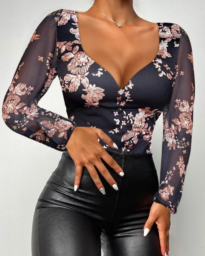 Women's fashion printed V-neck transparent mesh long sleeved shirt, casual slim fit top, autumn/winter 2025 new item