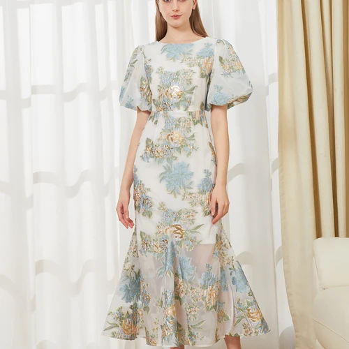 שמלות מוכנות ללבוש