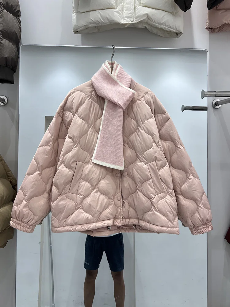 وشاح محبوك بياقة بيسبول قصيرة بتصميم جديد لشتاء 2025، سترة بيضاء مبطنة للنساء، معطف أنيق متعدد الاستخدامات #3