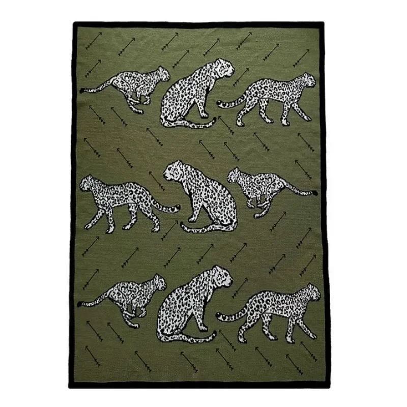 

Одеяло для одного дивана, хороший материал.