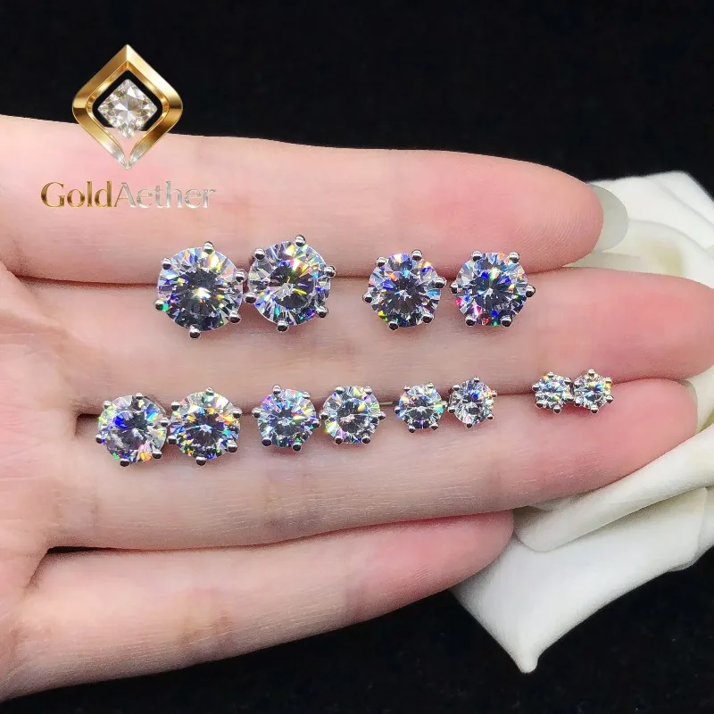 

Серьги-пусеты GoldNouveau с муассанитом D Color VVS1, 0.3, 0.5, 1, 1.5, 2, 3 карата (на каждый), PT950, в оправе-корзинке с крапановым креплением, с пурпурным бархатом