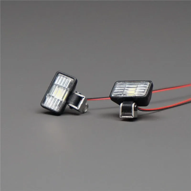 1 Pair Plastic Rectangular Spotlight for Tamiya 1/14 RC Truck for SCANIA R620 for MAN for ACTROS 3363 Car